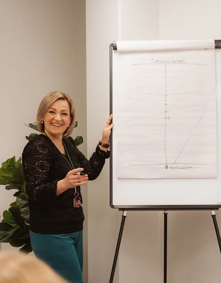 Ratkaisuja eri työelämän tilanteisiin - Työnohjaajakoulutus